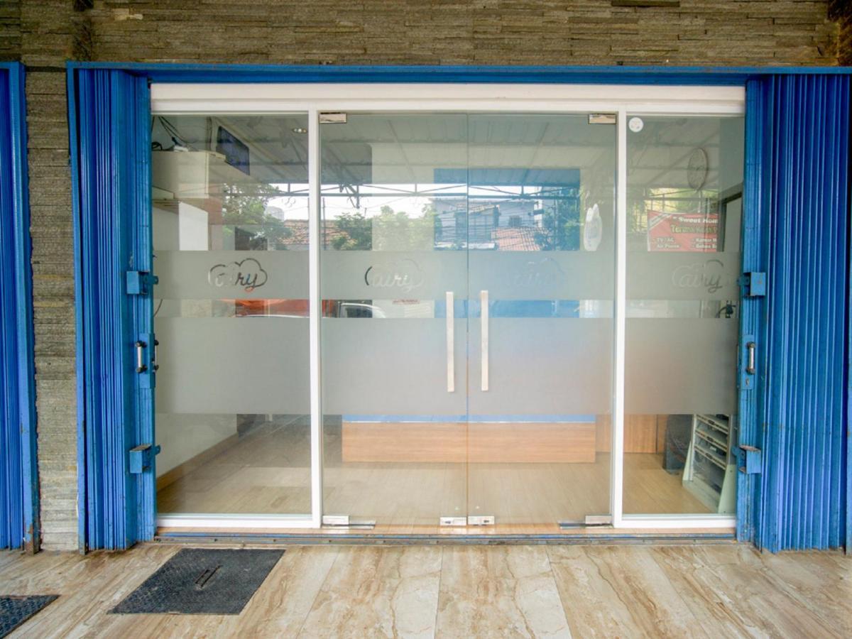 מלון ג'קרטה Oyo 3754 Prosperity Mansion מראה חיצוני תמונה